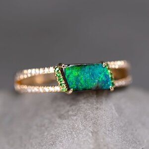 Boulder Opal Split Shank Engagement Ring Pave Setting Diamond 18K Gold
